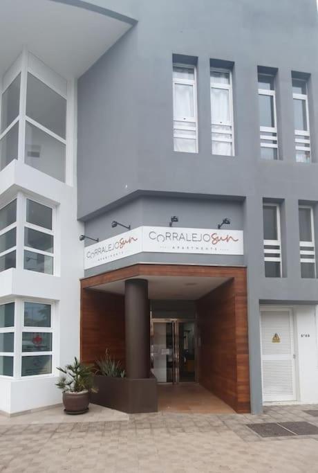 Casa Ocho Anos Appartamento Corralejo Esterno foto